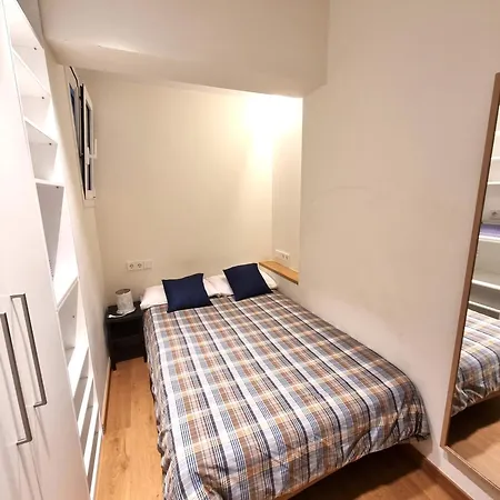 Gasthof Cozy Bedroom With A Private Bathroom In A Shared House *